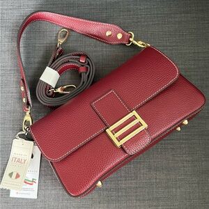 NWT DIVINA FIRENZE LEATHER CROSSBODY FLAP BAG